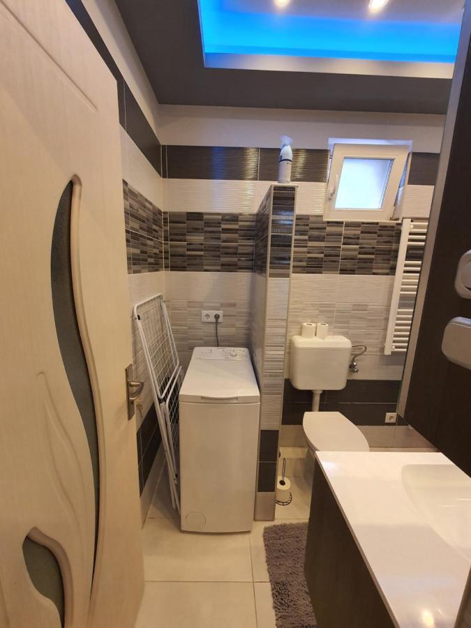 Belvarosi Exkluziv Loft Debrecen Bagian luar foto