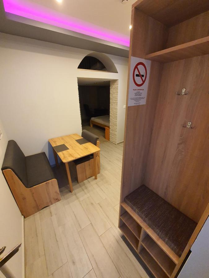 Belvarosi Exkluziv Loft Debrecen Bagian luar foto